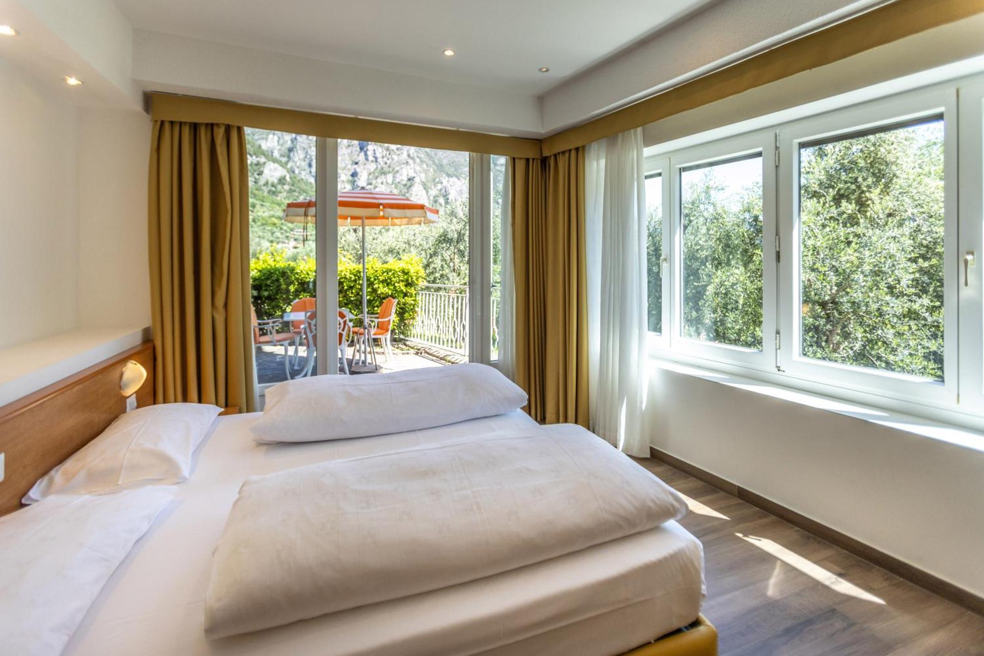 Hotel Villa Margherita Limone sul Garda Bagian luar foto