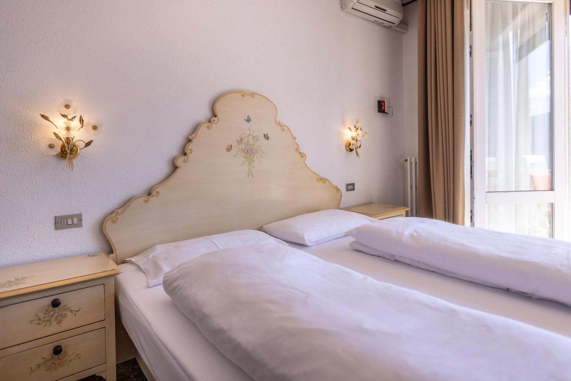Hotel Villa Margherita Limone sul Garda Bagian luar foto