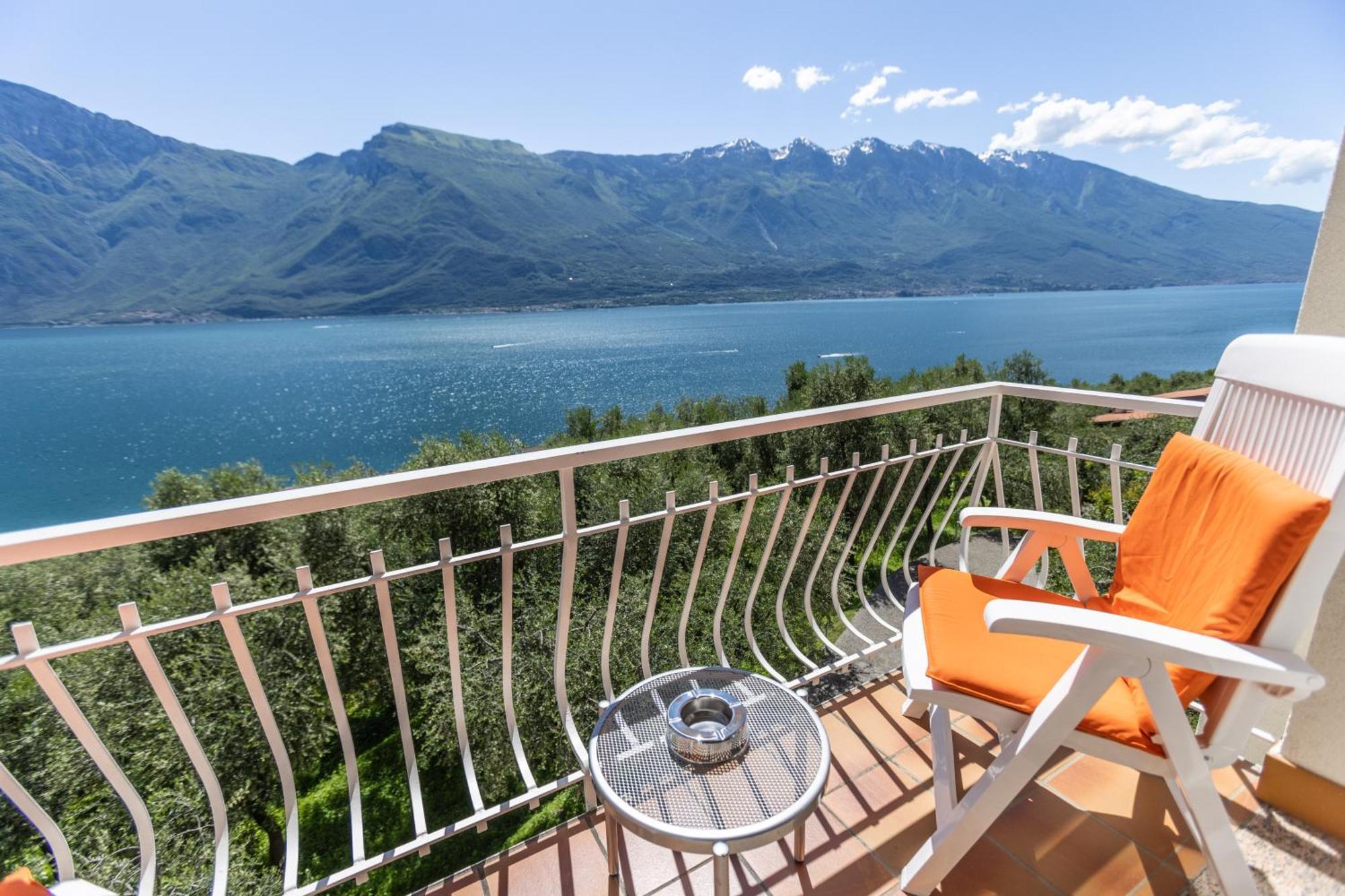 Hotel Villa Margherita Limone sul Garda Bagian luar foto