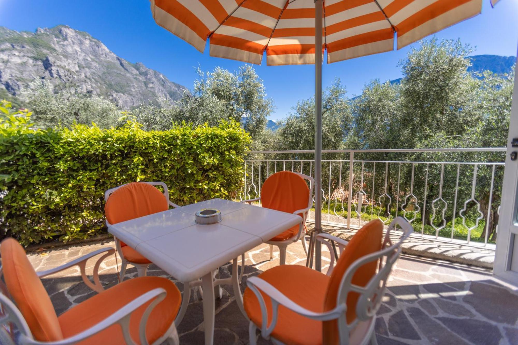 Hotel Villa Margherita Limone sul Garda Bagian luar foto