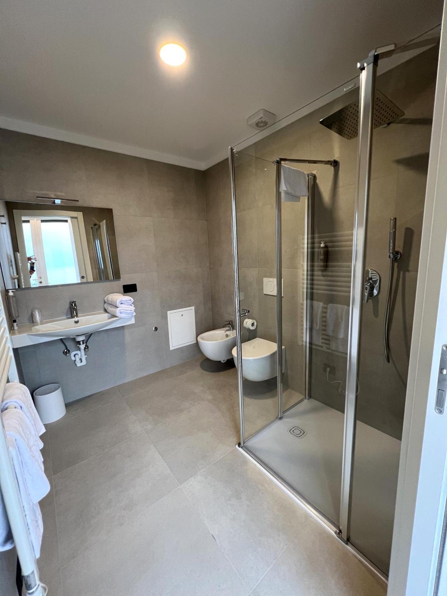 Hotel Villa Margherita Limone sul Garda Bagian luar foto